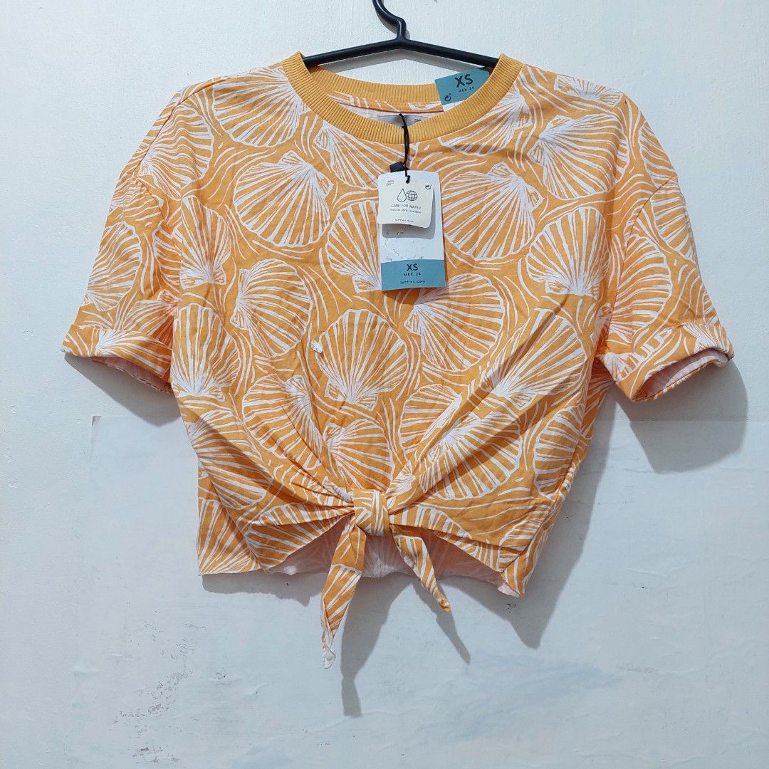 Yellow Summer Shirt with Ribbon (Category: Shirts) located in Caloocan City. Submitted by mebs_collection (Listing ID 1378331184, Image 1). Description: .
