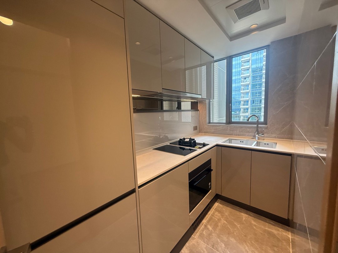 4-bedroom 3-bathroom 🚇 The Grandboro Station-top Ready-built Property • Two Stops to Kowloon • Limited-Time Additional Release • Only a Few Units Left • Railway Property • Specialist • Bargain Deal64097282631554114