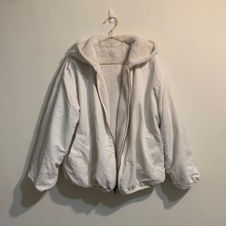 由 cianruei_ (刊登 ID 1381818268，圖片 1) 提交，位於 的 (類別：)，說明：。