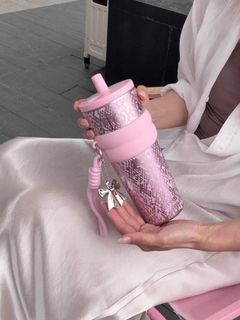 由 dhuedngyygyy (刊登 ID 1381875902，圖片 1) 提交，位於 的 (類別：)，說明：。