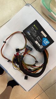 由 hhg4092 (刊登 ID 1381797063，圖片 1) 提交，位於 的 (類別：)，說明：。
