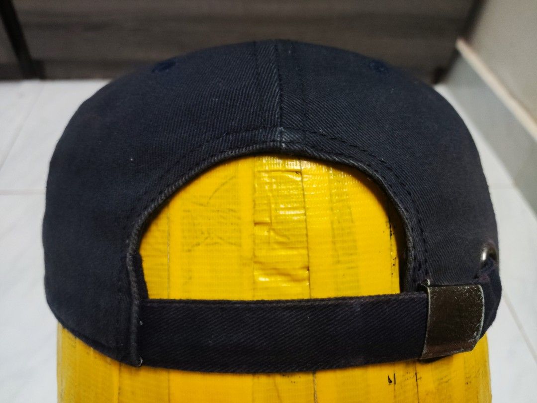 Adjustable Gap (Category: Cap & Hats) located in Kuala Terengganu. Submitted by stecu_stecu77 (Listing ID 1381867457, Image 3). Description: item sudah siap cuci dan reshape..fast deal 0199617768.