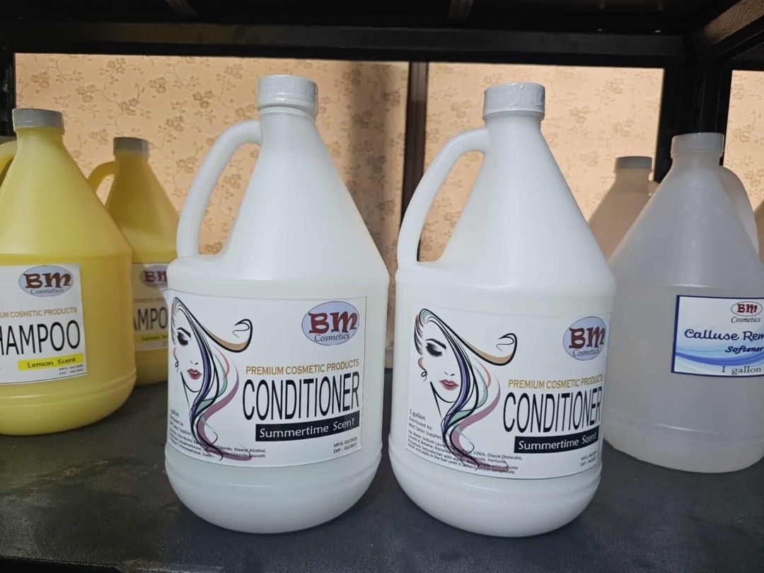 Airbnb essentials - shampoo condi etc 1 gallon (Category: Hair) located in Caloocan City. Submitted by kkkarenlim (Listing ID 1381891740, Image 1). Description: SRP - 1gallon Foot scrub. 500 body scrub. 350 Foot Lotion. 350 Foot Soak. 350 Calluse remover. 300 Cuticle Tint. 350 Massage oil 600 Hot oil. 380 Kerabloom Brazilian hair botox 1500 Body Wash. 380 Hand Wash. 350 Ethyl alcohol. 450 Shampoo. 260 Conditioner 260 Hair spa. 350 Body Lotion 380