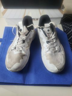 (Category: ) located in . Submitted by thrifted_stash (Listing ID 1381689842, Image 1). Description: .
