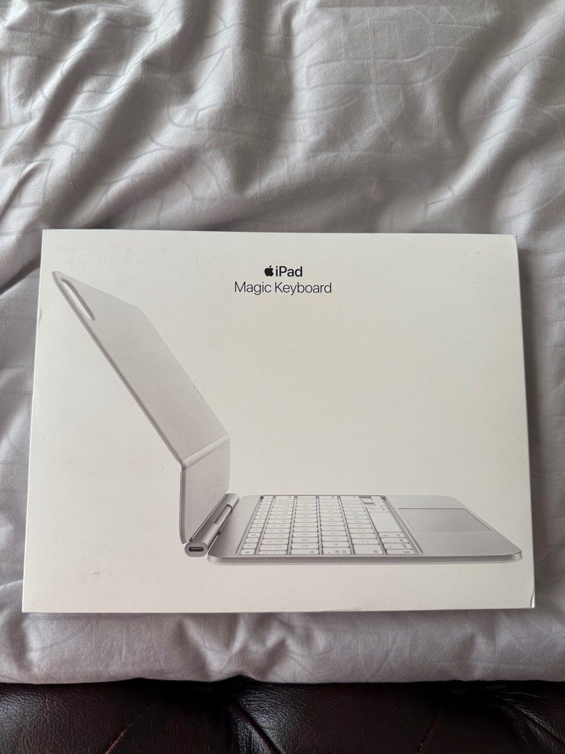 Apple iPad Magic Keyboard for iPad Pro 11-inch (M4)632227844508171128