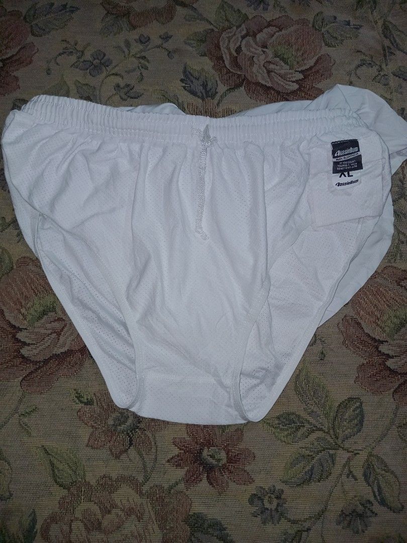 Aussiebum triathletes shorts (Category: Activewear) located in Bantayan. Submitted by markjimenez1975557 (Listing ID 1381679185, Image 3). Description: 9.9/10 colorate XL on tag Waist 33-26 Length 9 With inner brief With small pouch No flaws made in Australia.