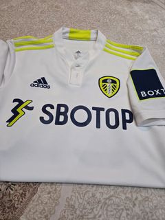 (Category: ) located in . Submitted by footballguy (Listing ID 1381875685, Image 1). Description: .