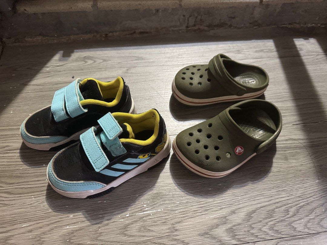 Baby Shoes （分類：嬰兒及小童流行時尚）位於 Hong Kong。 由 siddanicah 提交（商品編號 1381843628，圖片 1）。簡介： ALL for 100hkd。