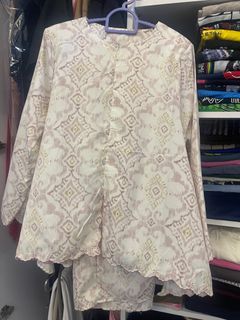 (Category: ) located in . Submitted by prelovedinsetapak (Listing ID 1381719426, Image 1). Description: .