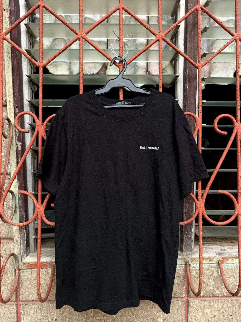 Balenciaga Tee (Category: Tshirts & Polo Shirts ) located in Panabo. Submitted by sphinxstore (Listing ID 1381740895, Image 2). Description: Medium 18x28 Off/Legit.