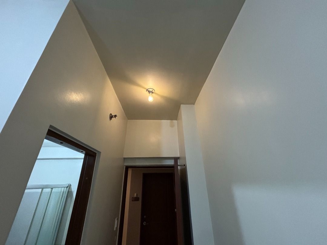 Beacon Makati studio T2 22F studio (Category: Apartments & Condos) located in Makati City. Submitted by siestamood (Listing ID 1381742318, Image 3). Description: Beacon Tower2 22F Studio 21sqm welcome to do viewing:) term:1year. 2mon as security deposit 1mon as advanced rent. accept co-brokering. .