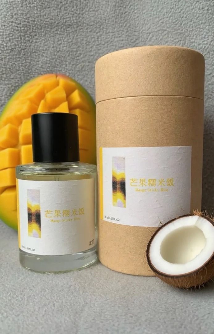 由 amuck1203ouo (刊登 ID 1377830992，圖片 1) 提交，位於 桃園市 (Taoyuan) 的 尋香旅行🌏試香▸Betmay北芒 ✥ 芒果糯米飯 ▸芒果奶感米香 (類別：香水、體香劑)，說明：這隻可以說是北芒最出圈的作品，香氣十分還原切題，這樣的價位還如此自然不化工，實屬難得。 前調是剛熟的芒果還有點青綠感，慢慢椰奶香慢慢出現，變成十分好吃的芒果糯米飯。 持擴亦是十分優秀。 算是美食調界的CP值戰鬥機了。 十分推薦美食調愛好者、或是喜歡芒果、奶香的人嘗試看看～ *,.✢‥‥‥‥‥‥‥‥‥購買前請詳閱以下資訊‥‥‥‥‥‥‥‥‥‥✢,.* 歡迎光臨尋香旅行🌏希望各位香友們遇到自己的命定香 ㊀ １份是1ml，用2ml玻璃噴霧罐分裝（如圖２）。3ml數量選３，用5ml玻璃瓶噴霧裝。訂單滿150（不含運費），才會出貨。 ㊁ 購買分裝滿500（不含運費），隨機加贈一支分裝，滿千送二，以此類推。 ㊂ 請勿依個人喜好、物流服務等因素給予賣場差評。 ㊃ 配合規範，分裝試香僅供