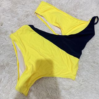(Category: ) located in . Submitted by tesaaa_ (Listing ID 1381785239, Image 1). Description: .