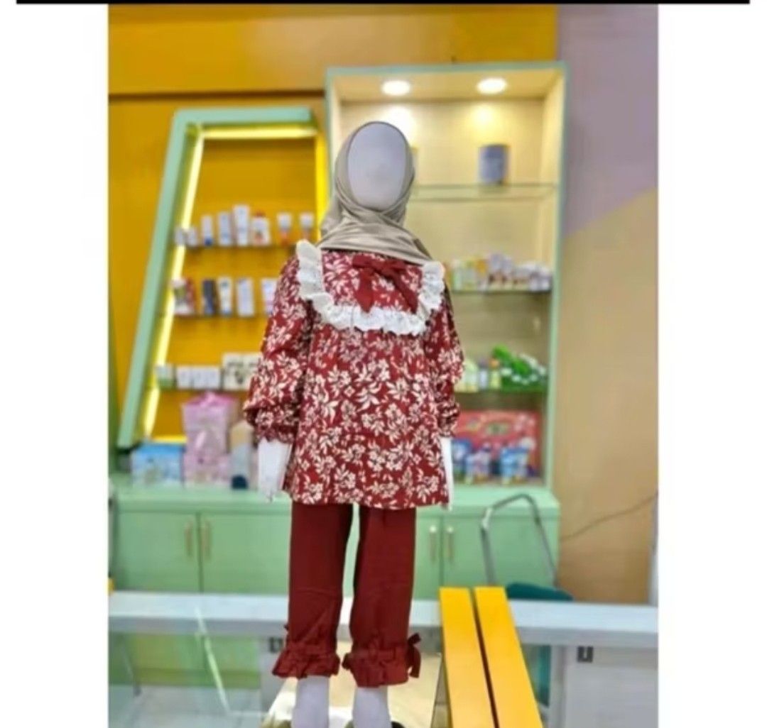 Bohopanna Alliya Tunik Set 4y (Kategori: 4 hingga 7 tahun) berada di Sleman. Dikirim oleh jualpreloved90 (ID iklan 1381751135, Gambar 3). Deskripsi: .