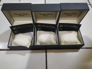 (Kategori: ) berada di . Dikirim oleh devarellstore (ID iklan 1381876541, Gambar 1). Deskripsi: .