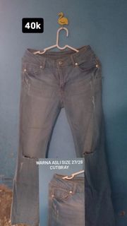 (Kategori: ) berada di . Dikirim oleh lalifah (ID iklan 1381891103, Gambar 1). Deskripsi: .