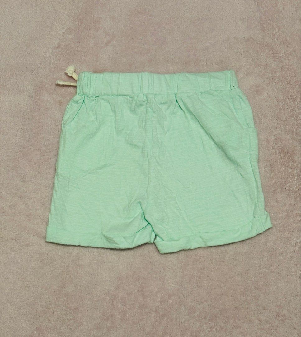 Celana pendek Anak (Kategori: 1 hingga 3 tahun) berada di Bogor. Dikirim oleh juyou_store (ID iklan 1381741805, Gambar 2). Deskripsi: Size 100.