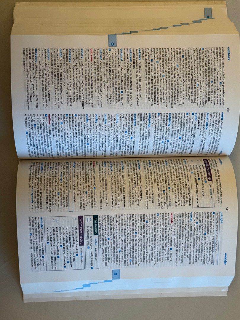 Collins Cobuild Intermediate Dictionary （分類：補充練習）位於 Hong Kong。 由 kf0608 提交（商品編號 1381780111，圖片 3）。簡介： 近全新 英文字典。