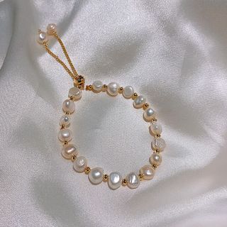 (Category: ) located in . Submitted by buysellcloset (Listing ID 1381848791, Image 1). Description: .