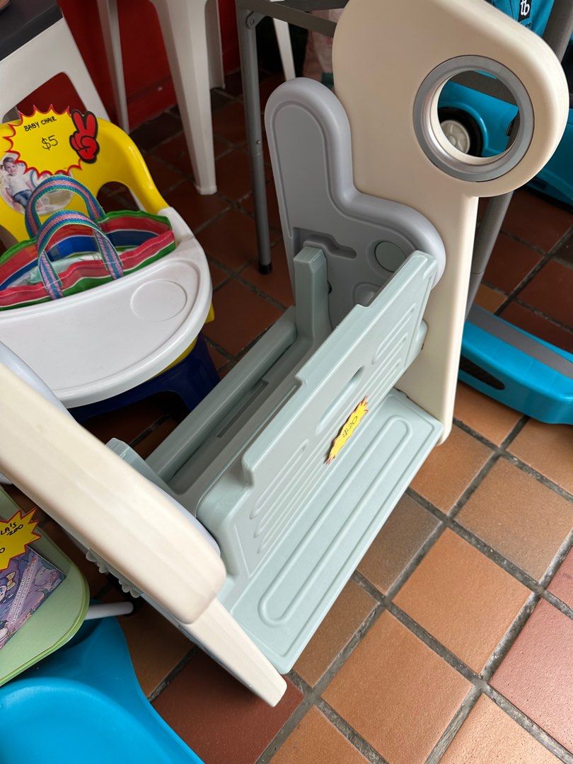 Foldable Step Stool64885393968259111