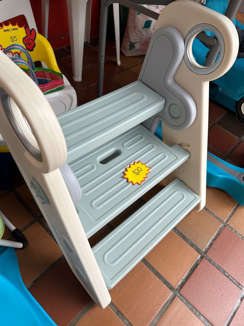 Foldable Step Stool64885393968259110