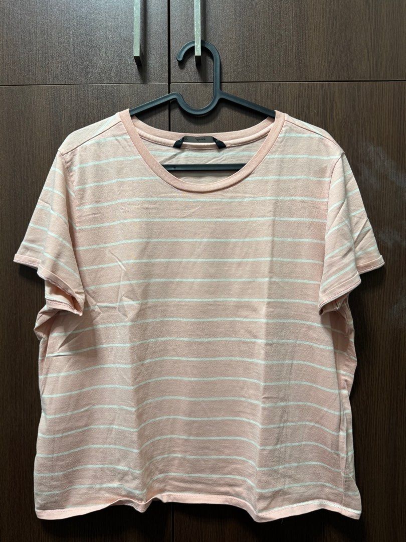 ForMe Collared/T-Shirts (XL) (Category: Blouses) located in Manila. Submitted by chaeri_____ (Listing ID 1381847677, Image 2). Description: polo shirt - P350 shirt - P150 — slightly nego — discounts if getting more.