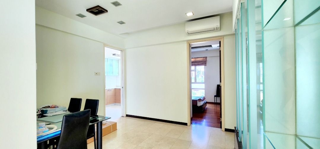 Gorgeously Well Maintained 3 Bedroom Private Condo up for Rent in Sep63225679288961111