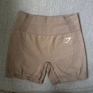 (Category: ) located in . Submitted by newgcloset (Listing ID 1381714222, Image 1). Description: .