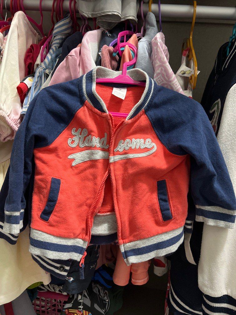 Jacket boy and girl (Category: Babies & Kids Fashion) located in Kuala Lumpur. Submitted by dhiamiadyawardrobe (Listing ID 1381746664, Image 3). Description: Preloved Dua pasang ni rm10.