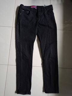 (Kategori: ) berada di . Dikirim oleh thrifthanz (ID iklan 1381716336, Gambar 1). Deskripsi: .
