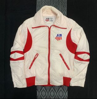 (Kategori: ) berada di . Dikirim oleh mytriftbymee (ID iklan 1381814006, Gambar 1). Deskripsi: .