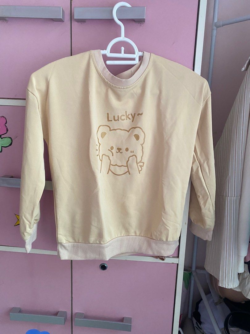 kids bear sweatshirt (Category: Babies & Kids Fashion) located in Kuala Lumpur. Submitted by shaqiraz (Listing ID 1381808947, Image 1). Description: .