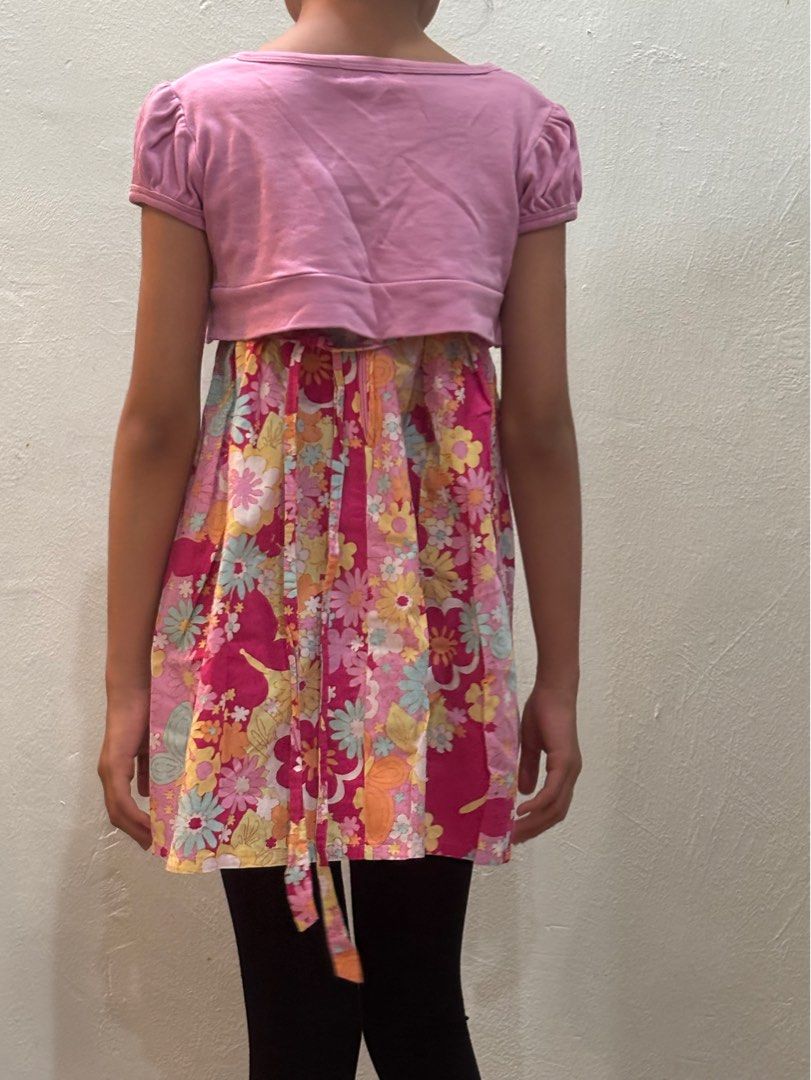 kids flower dress 2 piece dress w cardigan (Category: Babies & Kids Fashion) located in Kuala Lumpur. Submitted by bbbvllets38012 (Listing ID 1381784735, Image 3). Description: boleh pakai until 9 yrs old, kene pki leggings. dpt dress sekali dgn cardigan.