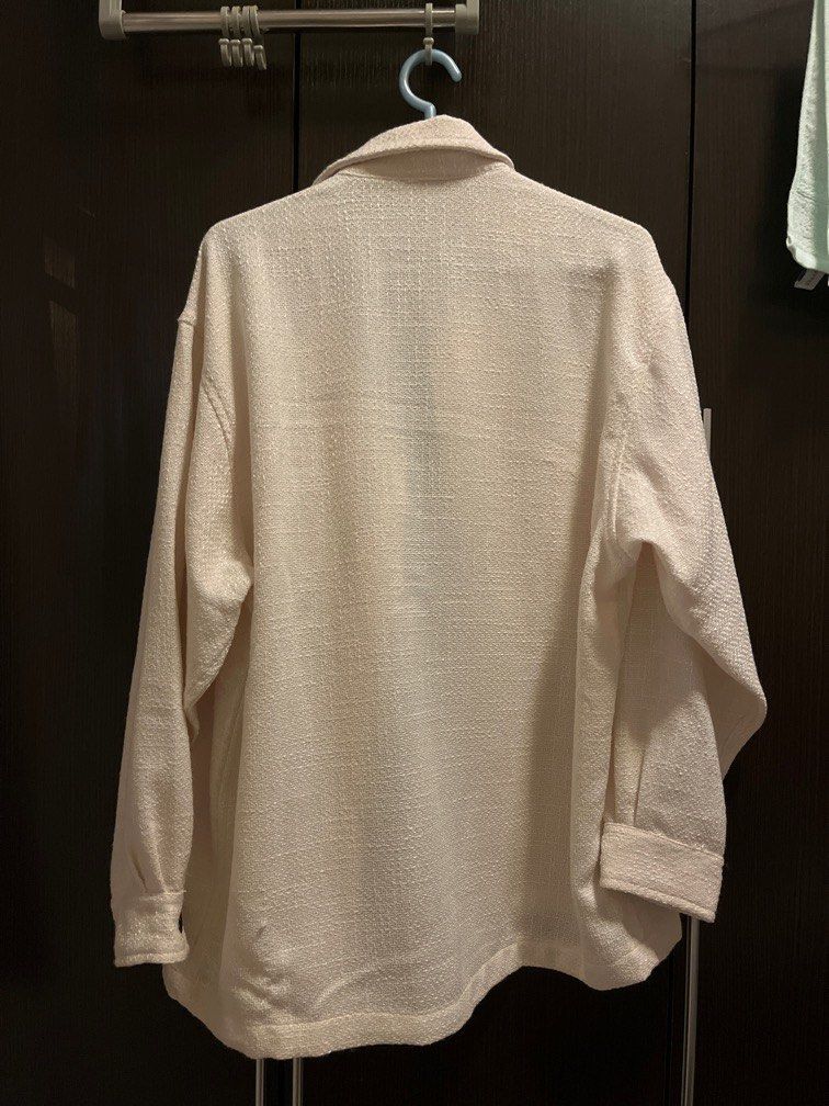 Lakole 男裝外套 （分類：外套及戶外衣服）位於 Hong Kong。 由 s_o_s_u 提交（商品編號 1381859038，圖片 3）。簡介： 全新未剪牌 購自日本網店 順豐到付。
