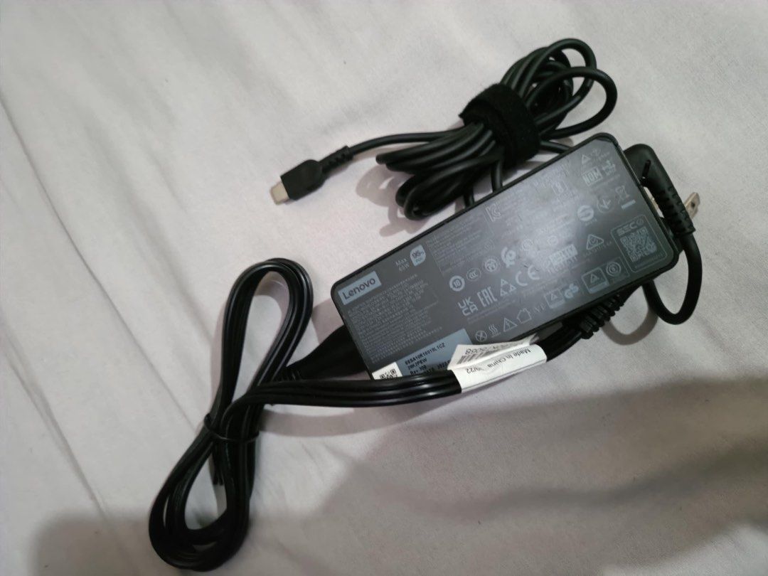 LENOVO LAPTOP CHARGER (Category: Chargers) located in San Mateo. Submitted by Glai_Zaaa (Listing ID 1381676515, Image 1). Description: if you're looking for an extra type c charger 65 wat lenovo original just PM me ! ☺️.