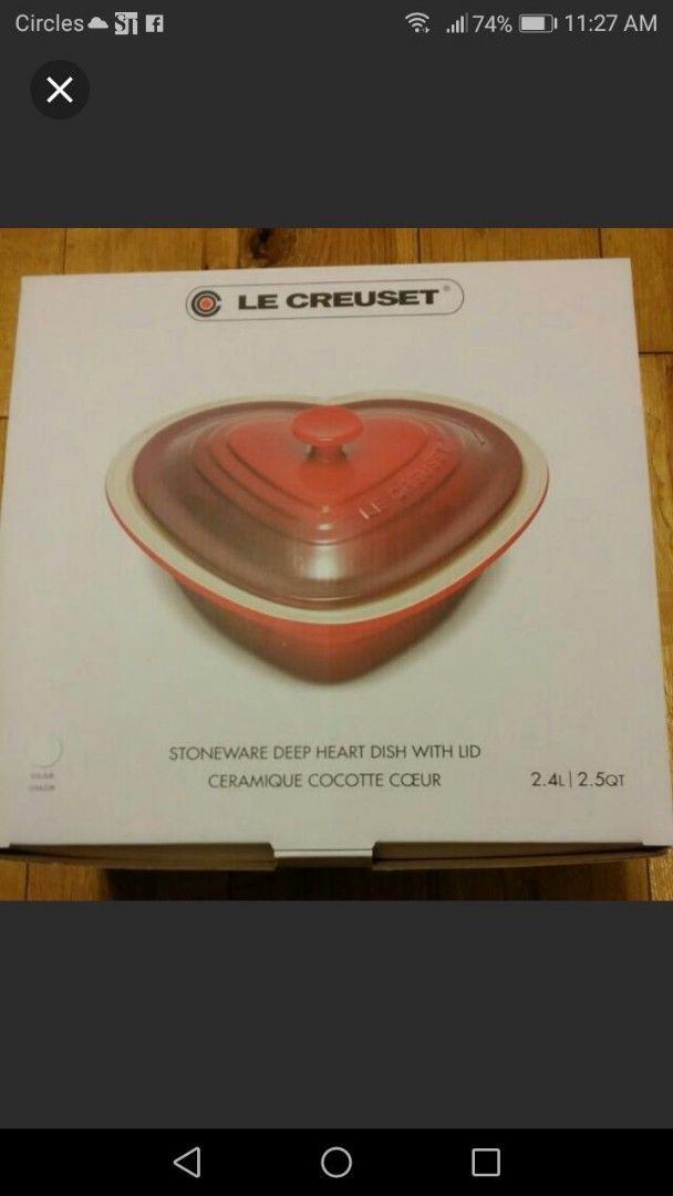 Le Creuset Heart-Shaped Stoneware Dish with Lid