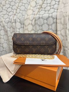 (Category: ) located in . Submitted by collynluxurybag (Listing ID 1381785298, Image 1). Description: .