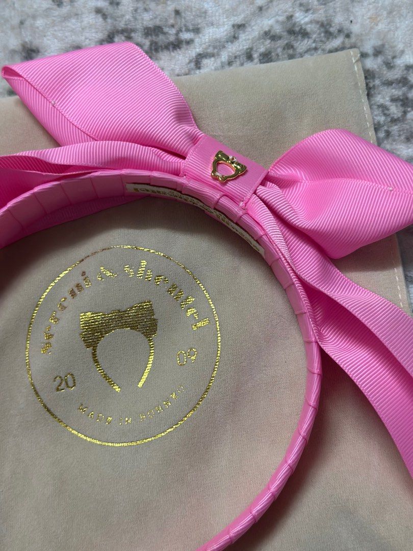 MADELINE GROSGRAIN HEADBAND Adult- GERANIUM PINK inc pouch (Category: Babies & Kids Fashion) located in Seri Kembangan. Submitted by lini_89 (Listing ID 1381831354, Image 2). Description: MADELINE GROSGRAIN HEADBAND Adult- GERANIUM PINK inc pouch Np : Rm78 Price : Rm45 Condition : 9/10 Postage : Rm8.