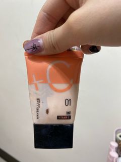由 tristahsu211210 (刊登 ID 1381855942，圖片 1) 提交，位於 的 (類別：)，說明：。