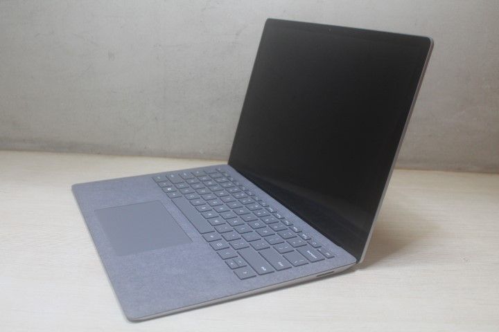 Microsoft surface Laptop 5 Touch i5 12thgen (Category: Laptops & Notebooks) located in Pasay City. Submitted by laptophubphil (Listing ID 1381868231, Image 1). Description: Microsoft surface Laptop 5 Touch i5 12thgen - 2ND HAND P 30500 -RAM 8GB + SSD 256GB -2.2k resolution + Backlit keys -Touchscreen -slim and light weight 98% smooth fresh unit -13.5Inch 2.2k (2256x1504) Multitouch -Intel Core i5-1235u 12thgen 12 cpu up to 4.00ghz -RAM 8GB -SSD 2