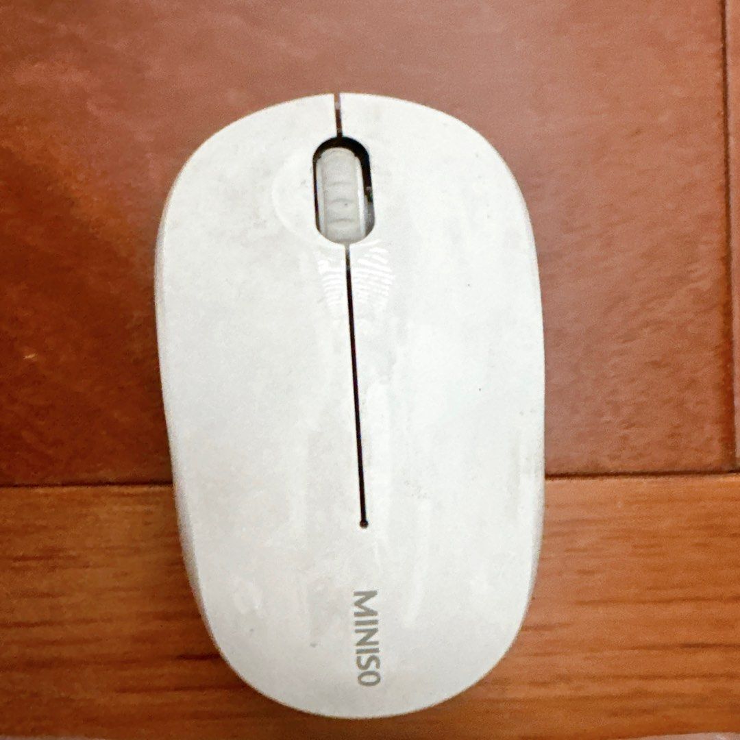 Miniso Wireless Keyboard and Mouse (Category: Computer Keyboard) located in Quezon City. Submitted by anjlco2017 (Listing ID 1381670229, Image 2). Description: .
