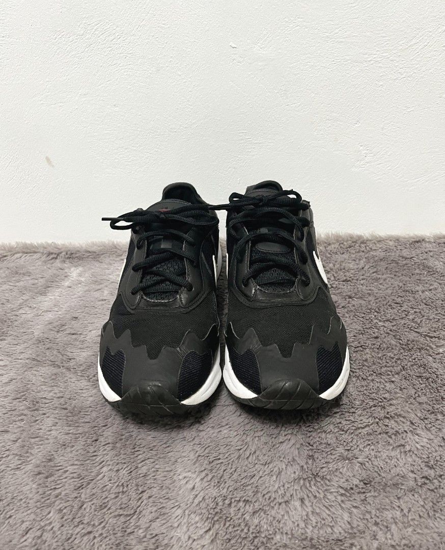 Nike Air Zoom Division