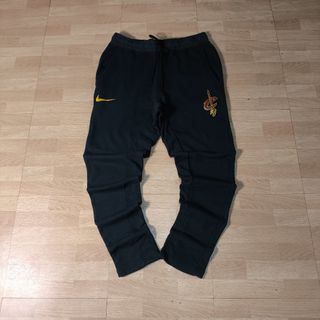 (Category: ) located in . Submitted by shykesmirabilia26 (Listing ID 1381737587, Image 1). Description: .