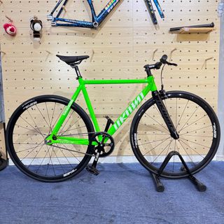 (Category: ) located in . Submitted by pro_bicycle_sg (Listing ID 1381805631, Image 1). Description: .