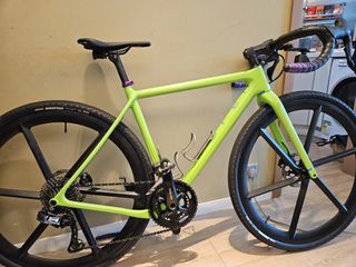 （分類：）位於 。 由 kenken49 提交（商品編號 1381736067，圖片 1）。簡介： 。