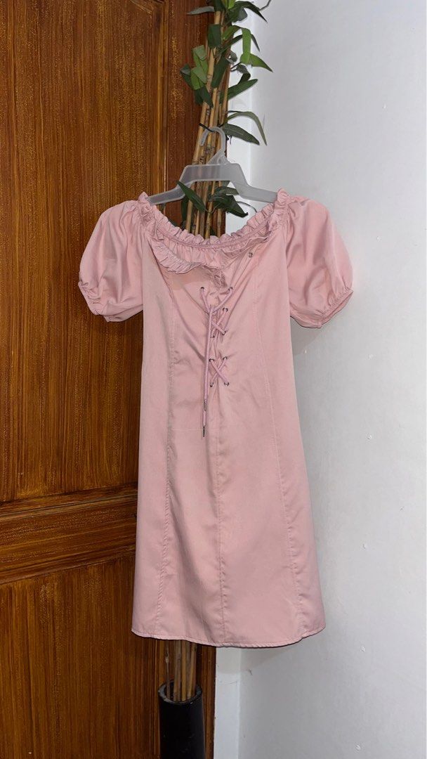 Pastel Pink Off-Shoulder Dress (Category: Dresses) located in Bacoor. Submitted by gwardrobe__ (Listing ID 1381873636, Image 2). Description: So pretty in person, will make you look like a princess! High quality fabric 💖 ✅ Fits XS-M 📍Bacoor City, Cavite PM me for more info..