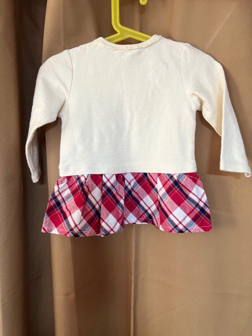 Preloved Kid’s Dress/Top (Category: Babies & Kids Fashion) located in Makati City. Submitted by clutterbye (Listing ID 1381853323, Image 2). Description: Preloved - please manage your expectations Color may vary due to lighting PRICE IS FINAL, No Haggling Please Check Size Details in Pics RFS: Decluttering MOP: Gcash.