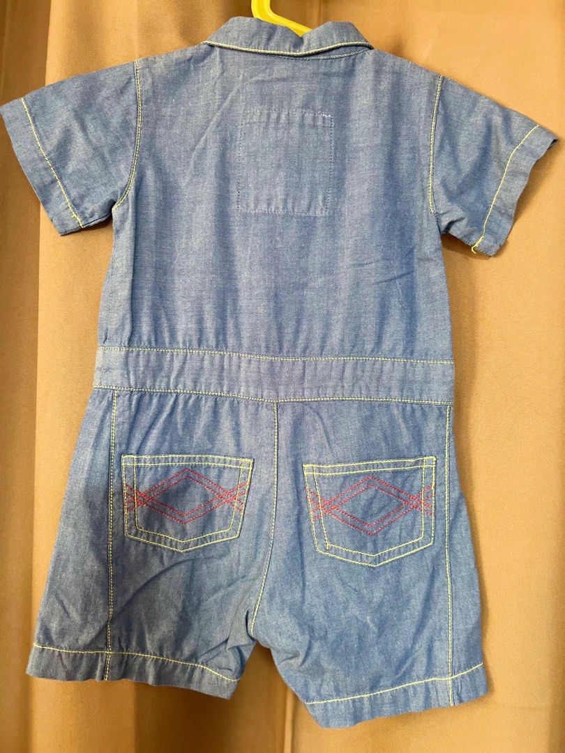 Preloved Mon Chou B Romper Suit (Category: Babies & Kids Fashion) located in Makati City. Submitted by clutterbye (Listing ID 1381850695, Image 2). Description: Preloved - please manage your expectations Color may vary due to lighting PRICE IS FINAL, No Haggling Please Check Size Details in Pics RFS: Decluttering MOP: Gcash.