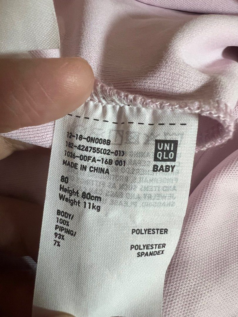 Preloved Pink Uniqlo light jacket (Category: Babies & Kids Fashion) located in Makati City. Submitted by clutterbye (Listing ID 1381847146, Image 3). Description: Preloved - please manage your expectations Color may vary due to lighting PRICE IS FINAL, No Haggling Please Check Size Details in Pics RFS: Decluttering MOP: Gcash.