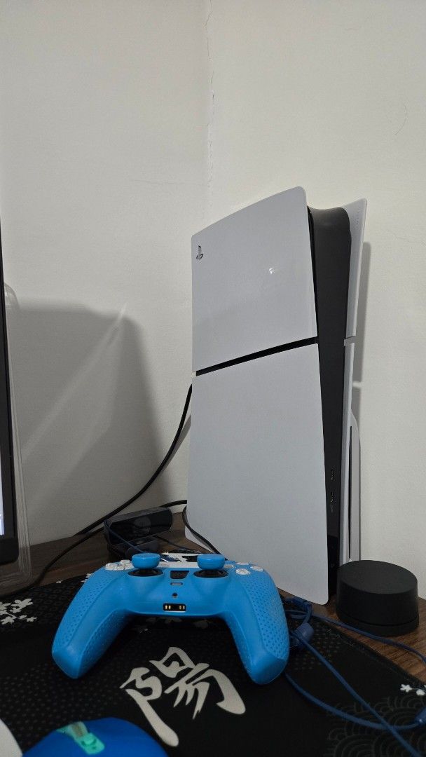 PS5 Slim (Category: PlayStation) located in Manila. Submitted by ethannmemi03684 (Listing ID 1381675214, Image 1). Description: Selling PS5 Slim bought last year 2024 Inclusions: PSN account with digital games *Assassins Creed Shadows Deluxe Edition *Assassins Creed Mirage Deluxe Edition *Assassins Creed Origins Gold Edition *Assassins Creed Unity *Horizon Zero Dawn *Horizon Forbidden West *The Witcher III Game of the Year Edition *Spider Man Rem